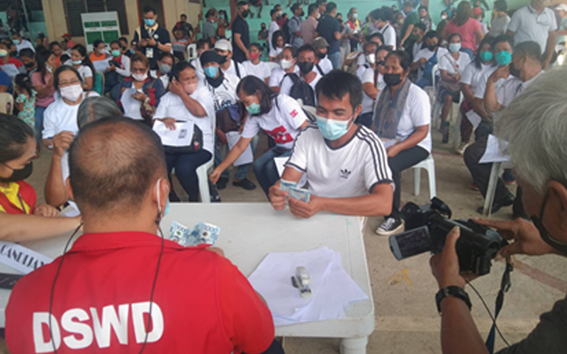 P15k nadawat sa 144 ka ‘LAG’ beneficiaries  ilawom sa ‘SLP’ sa DSWD