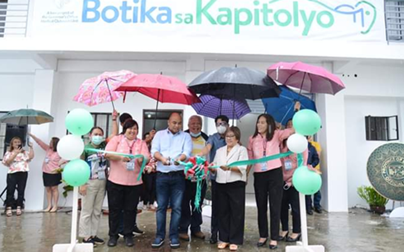 “Botika sa Katawhan” ug “Capitol Medical Clinic” “Valentine’s Gift” ni Aris sa katawhang Bol-anon