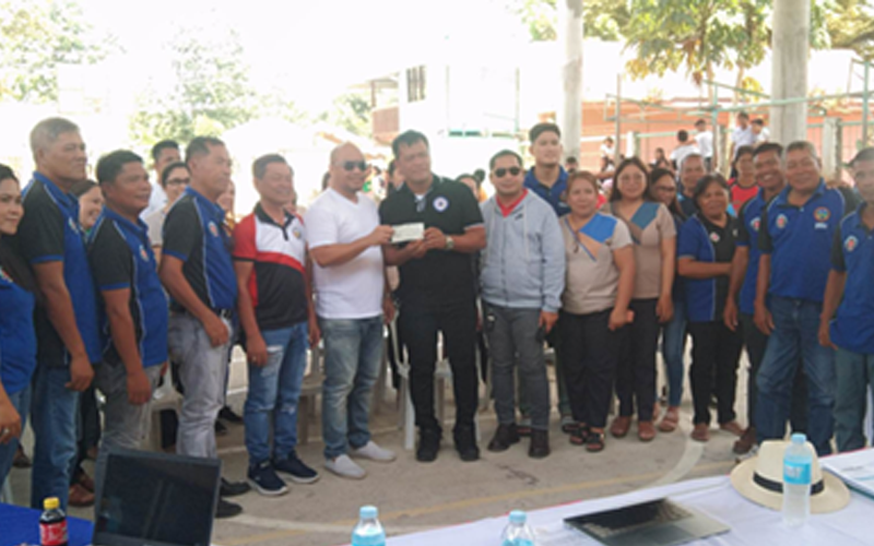 Kagamhanang Probinsyal mitunol og tabang-pinansyal sa 3 ka barangay sa Trinidad, laing 3 sa Segundo Distrito