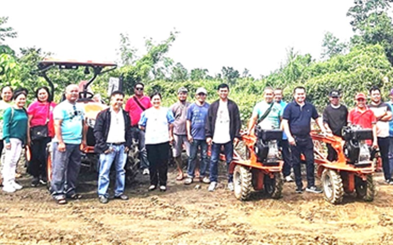 Bohol farmers, vendors own P2.7-M farm equipment, implements, others