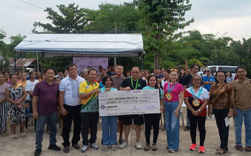 ₱1.047M aid to TTIFA, Trinidad barangays